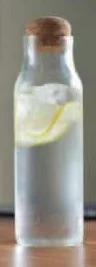 eco-neutral Cervala 600ml Glass Carafe, 600 ml glass decanter with cork lid