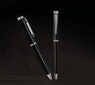 Swiss Peak Carveno Stylus Ballpoint Pen, Two arrangement views of the stylus ballpoint pen
