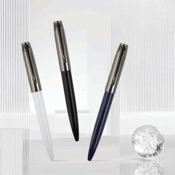 Bovaro Copper & Stainless-Steel Pen, Copper and stainless-steel pen colours